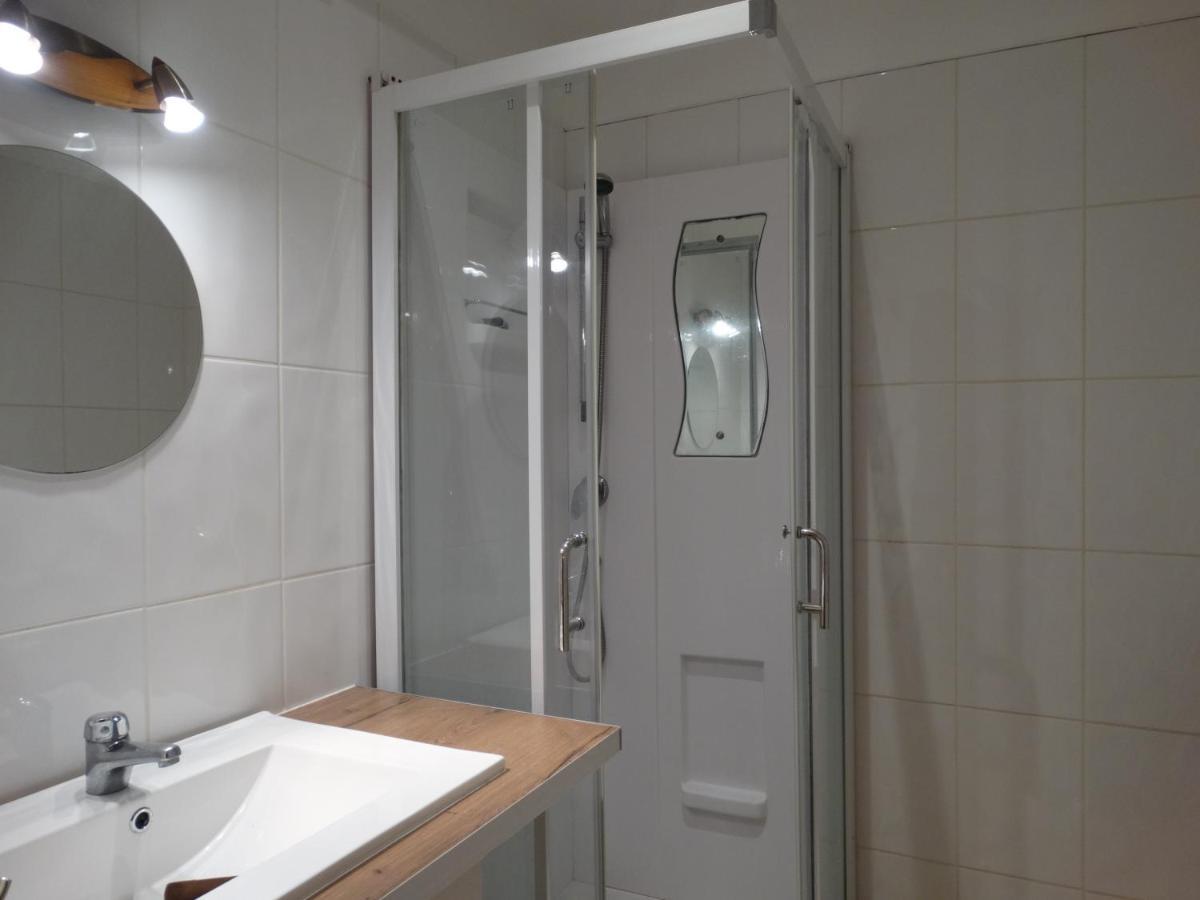 Апартаменти Appart Cosy Plein Centre Сен-Поль-де-Леон Екстер'єр фото